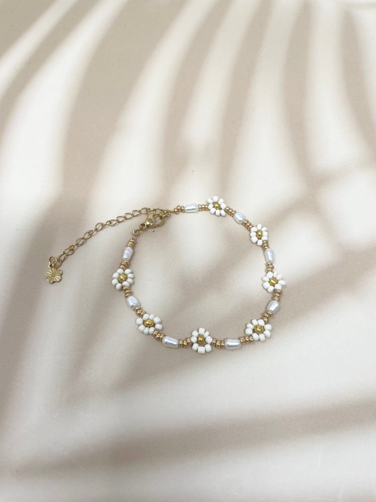Bracelets fleurs en perles