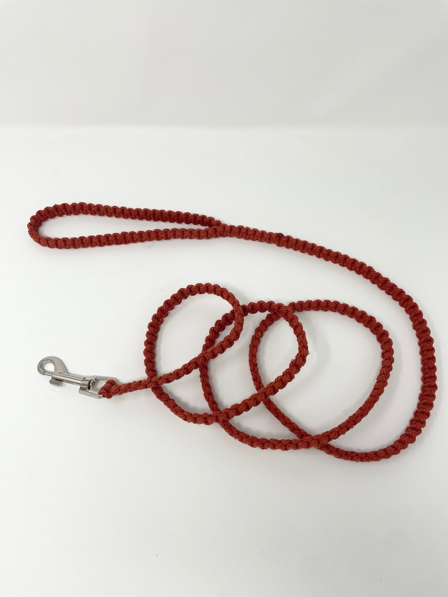 Laisse pour chien en macramé