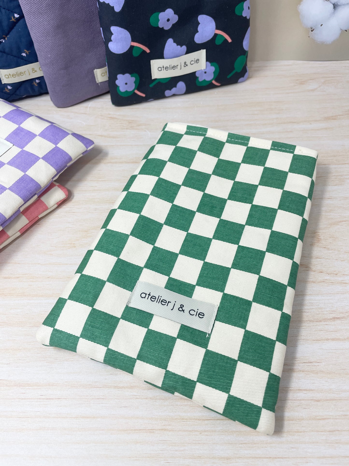 Housse pour livre de poche