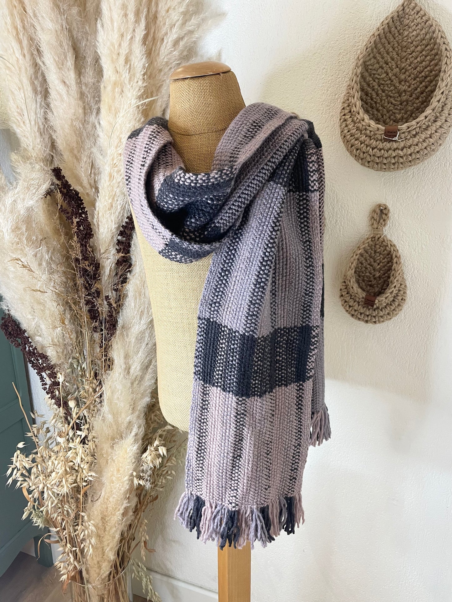 Écharpe en laine tissée à la main