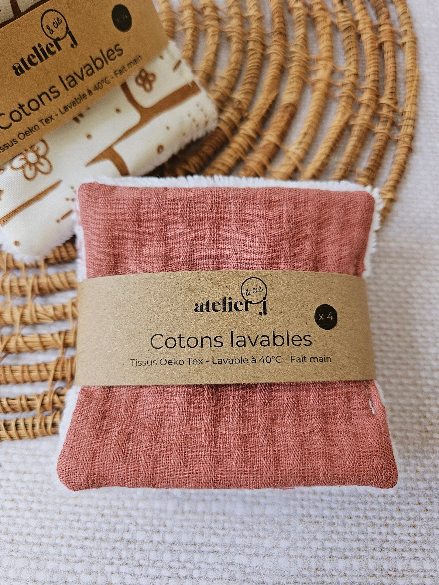 Coton démaquillant lavable fait main tissu framboise – Atelier J