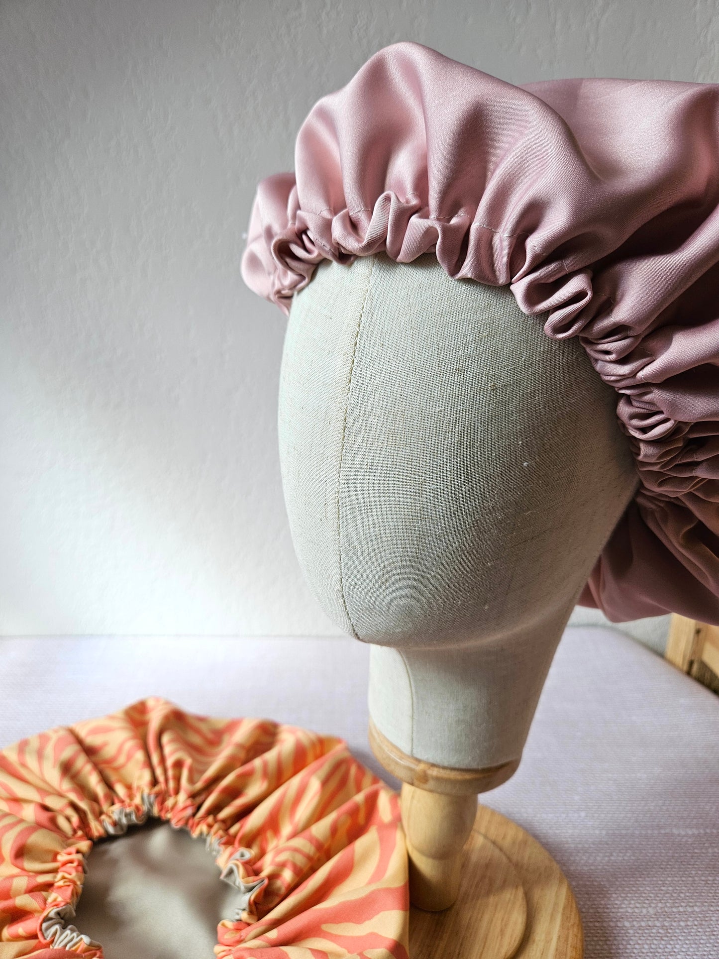 Bonnet de soin en satin